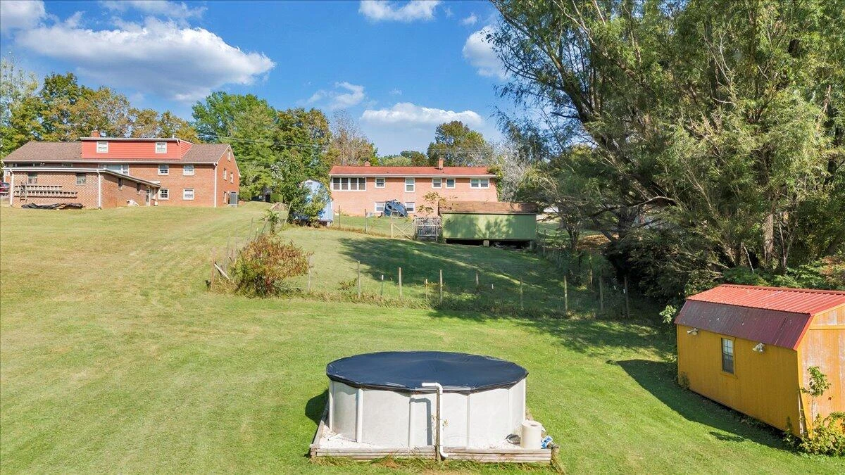 1047 Laymantown RD - Photo 25