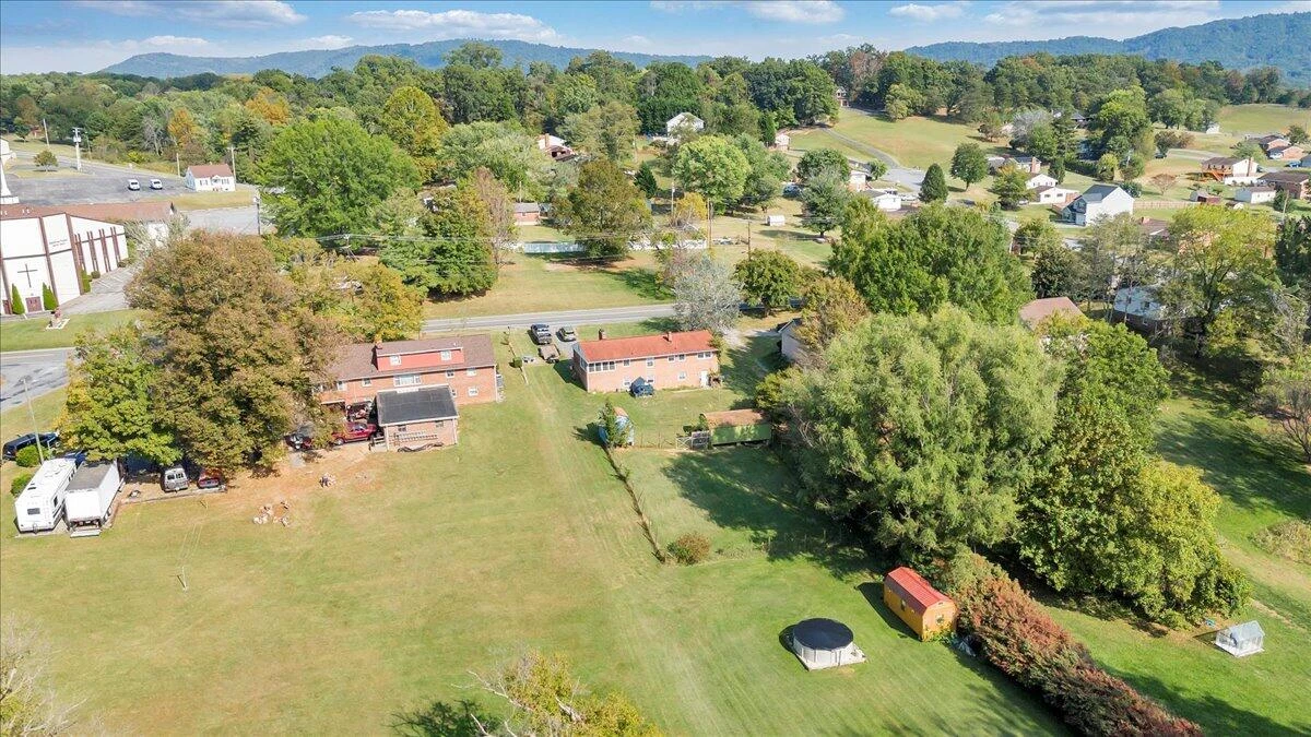 1047 Laymantown RD - Photo 39