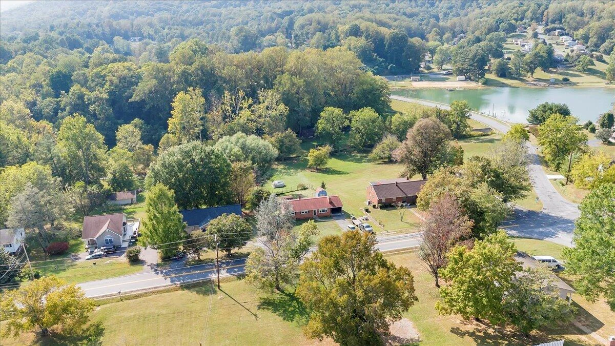 1047 Laymantown RD - Photo 49