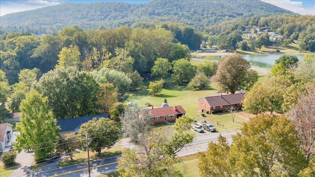 1047 Laymantown RD - Photo 50