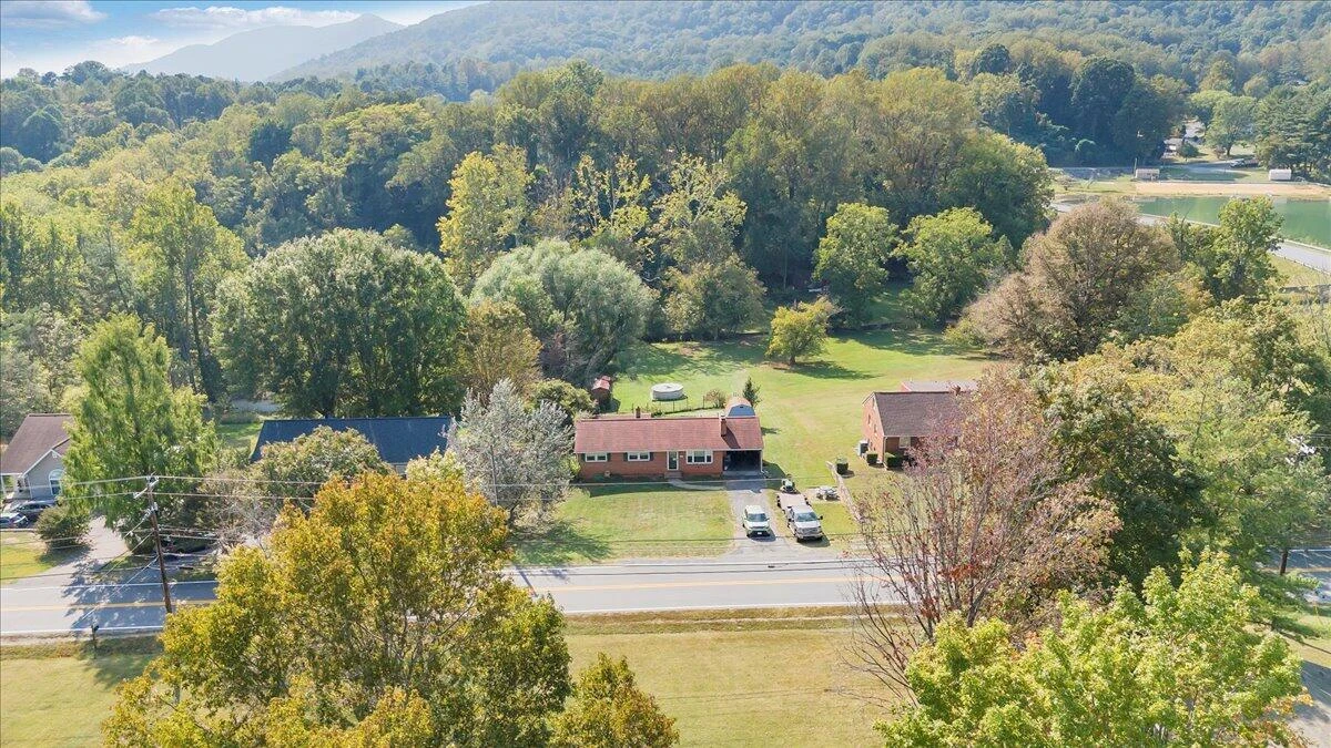 1047 Laymantown RD - Photo 51