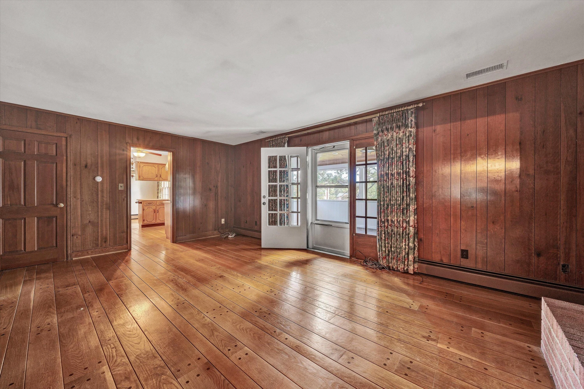 5668 Club LN - Photo 12