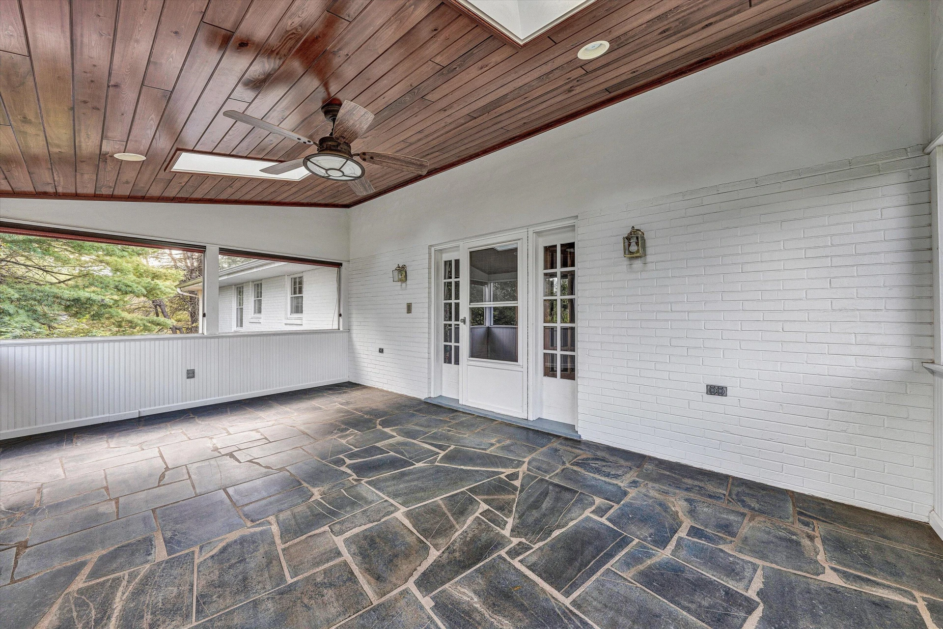 5668 Club LN - Photo 20