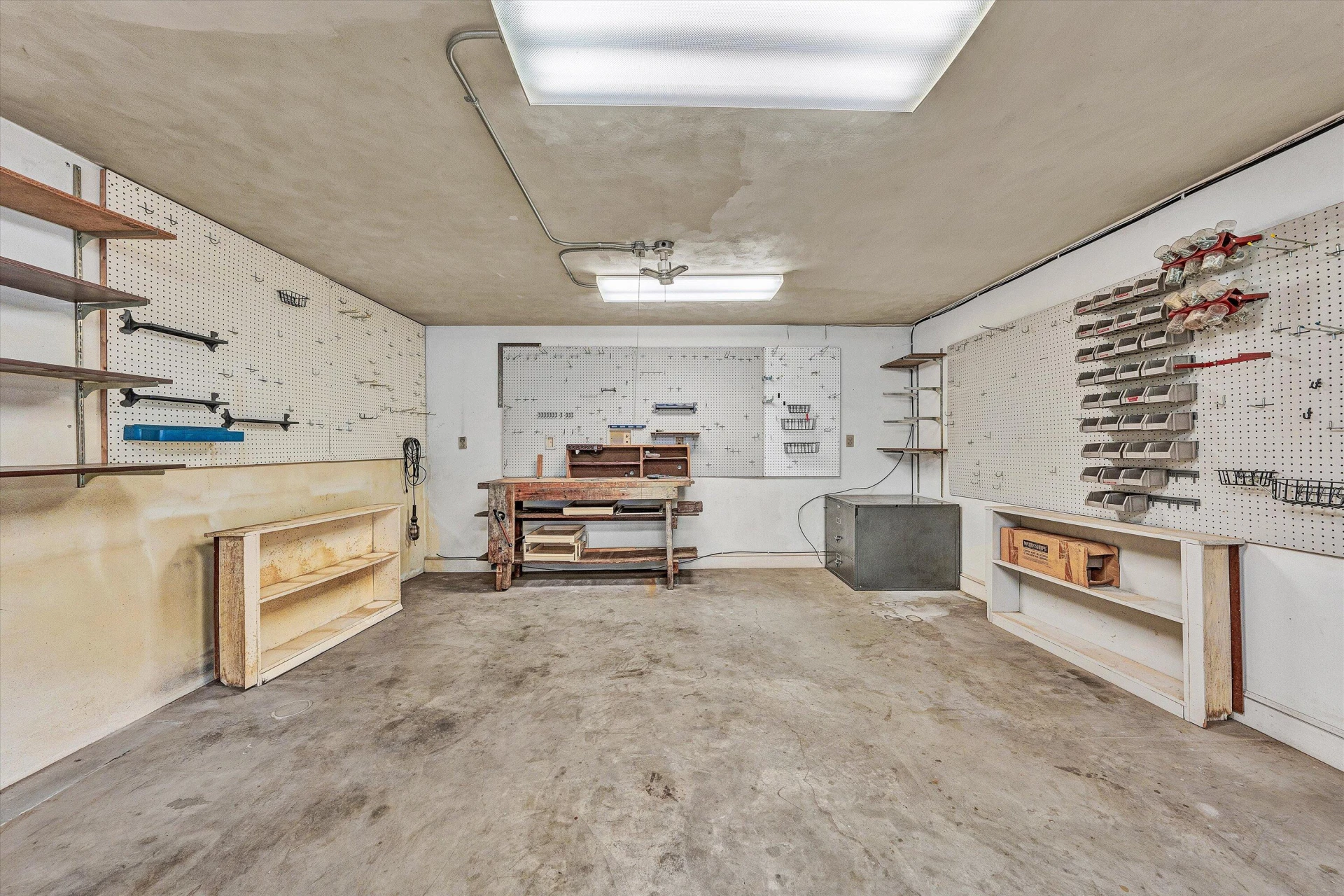 5668 Club LN - Photo 37