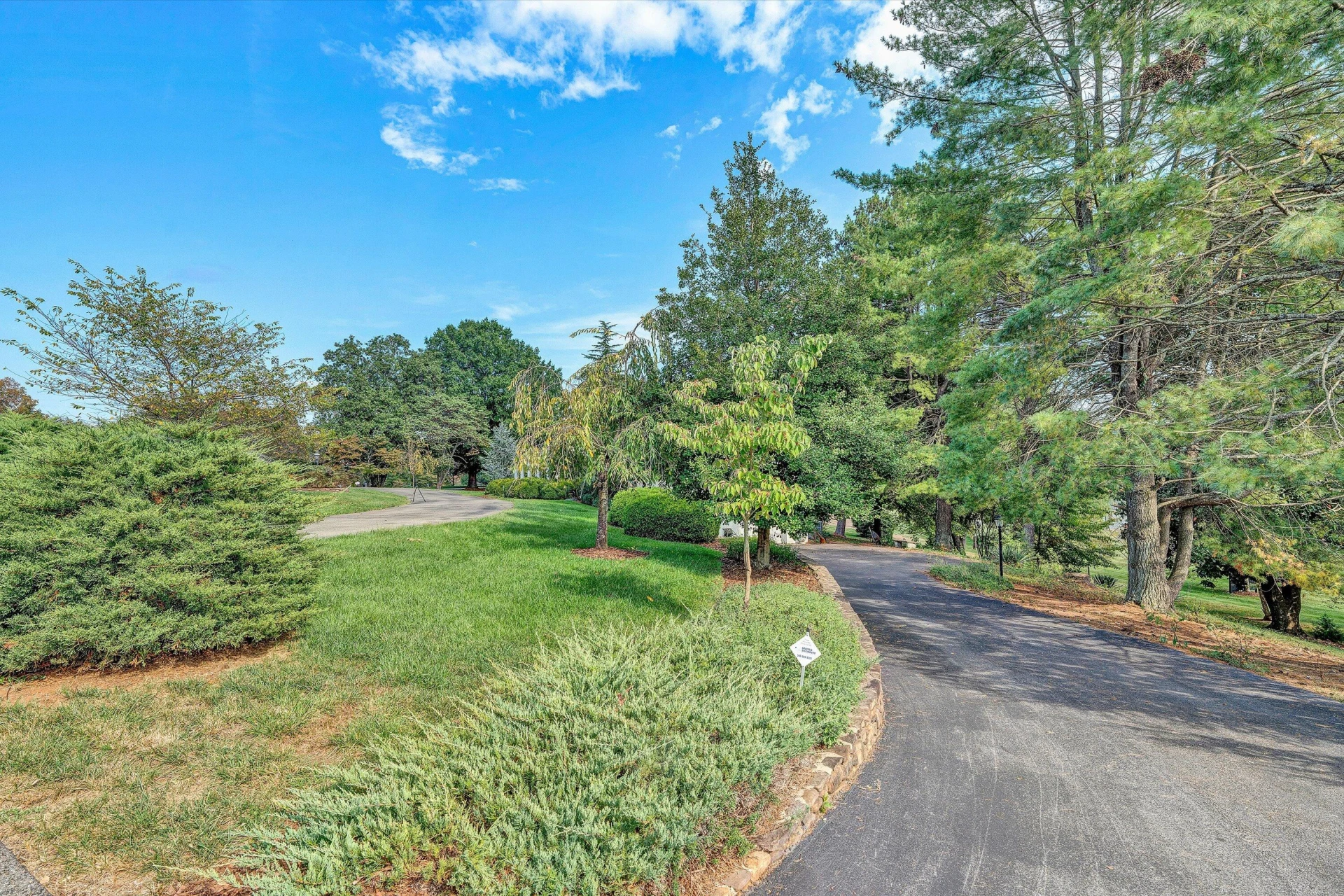 5668 Club LN - Photo 49