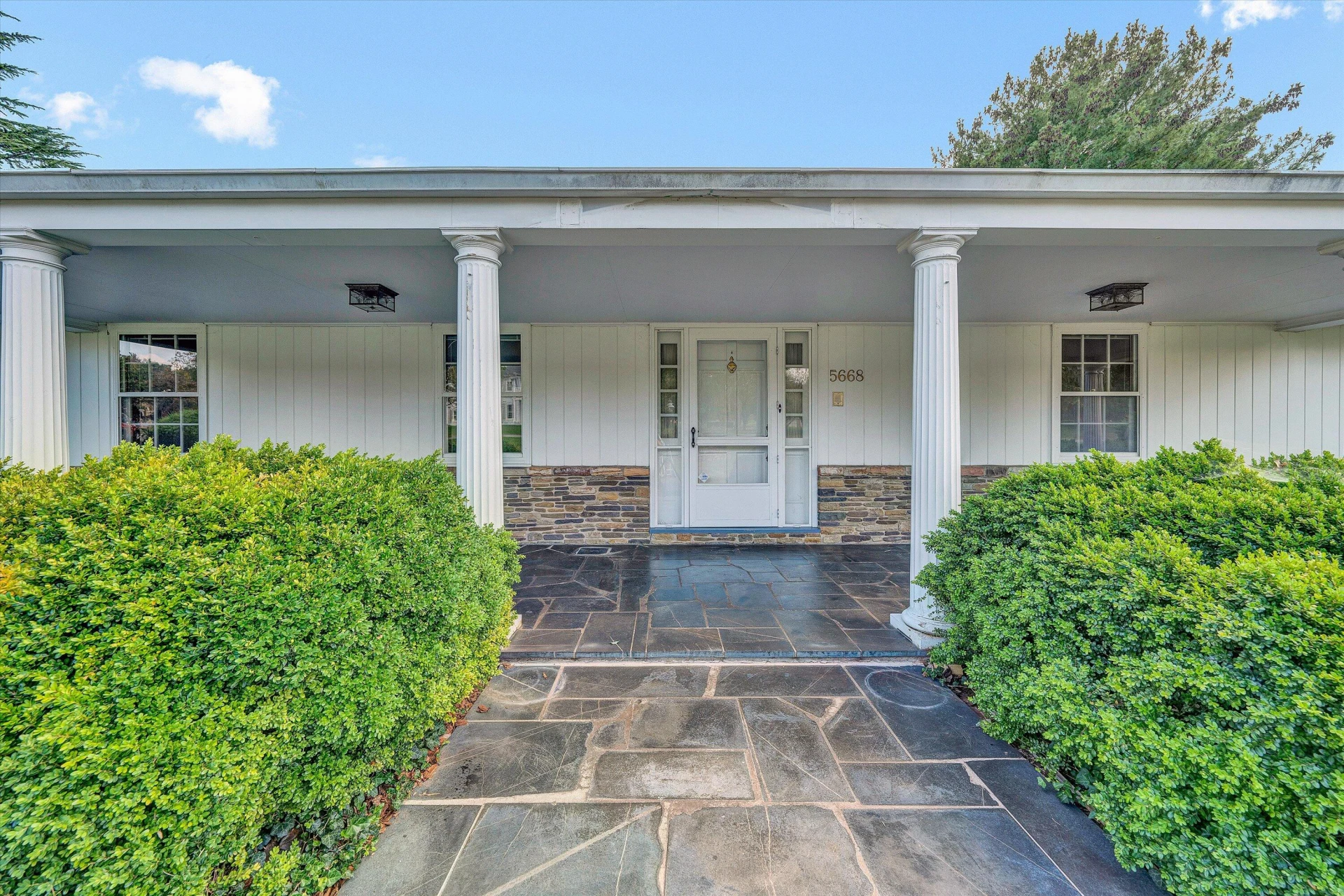 5668 Club LN - Photo 5