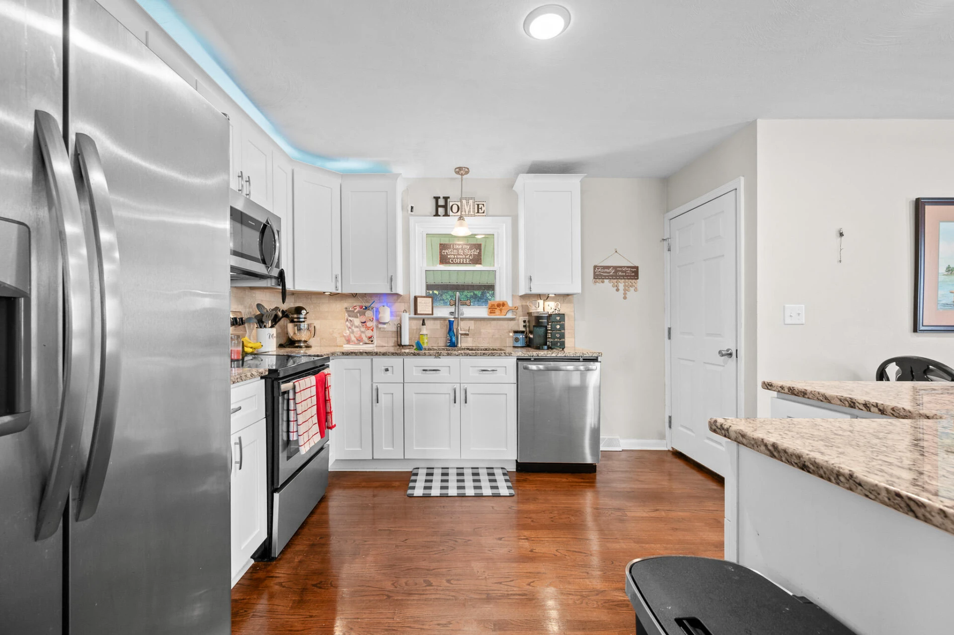 1005 Bowling DR - Photo 21