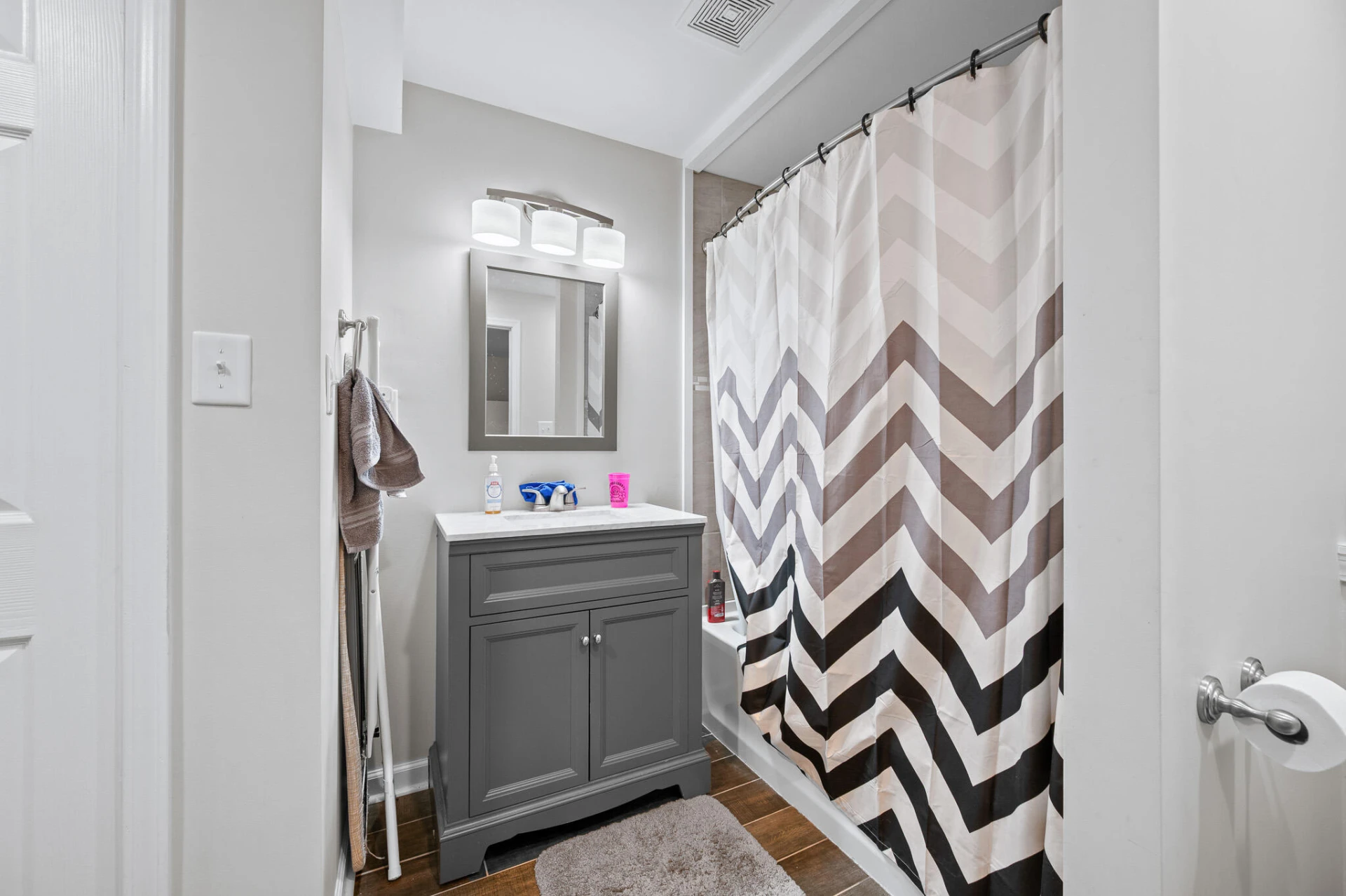 1005 Bowling DR - Photo 42