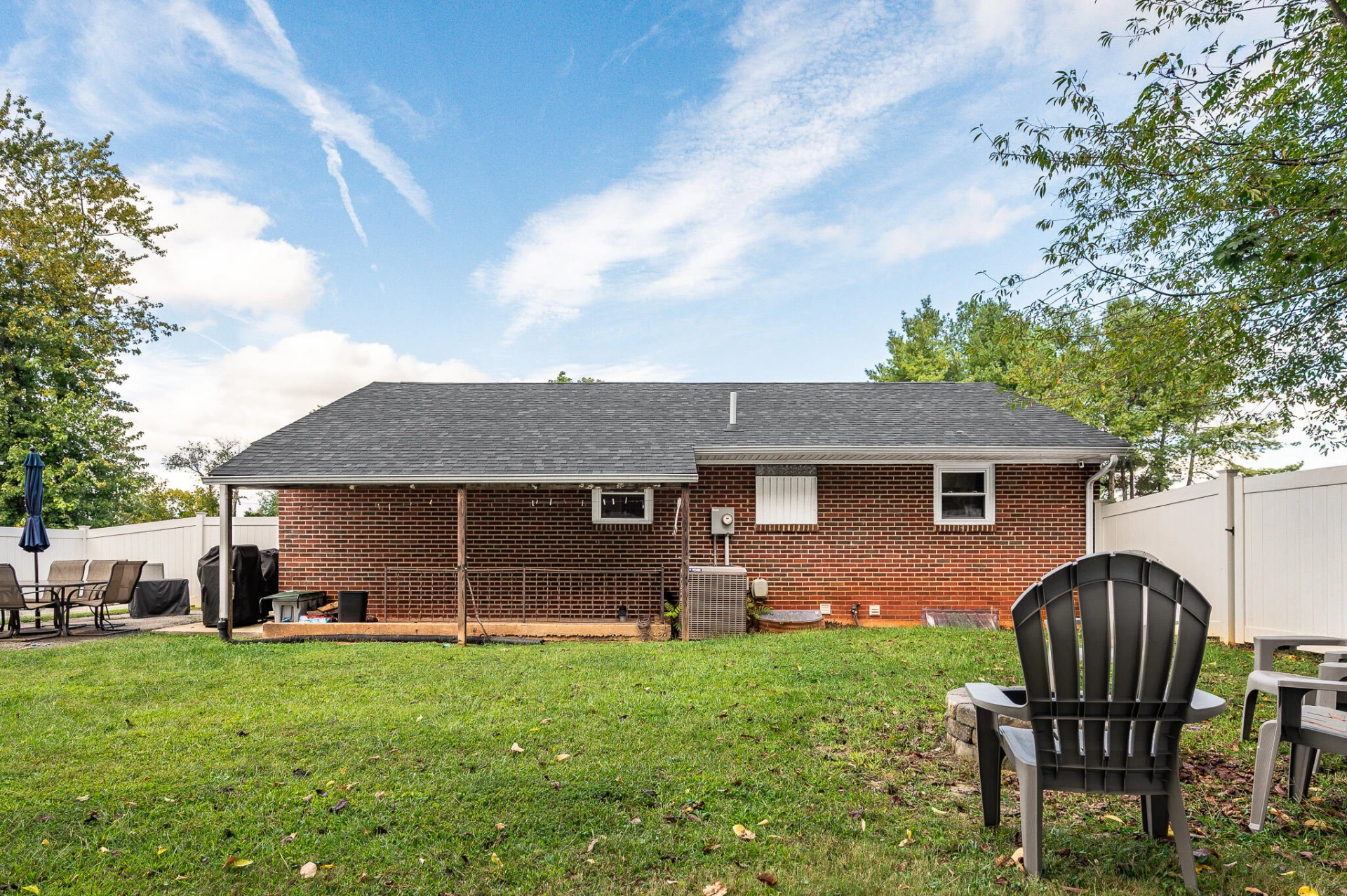 1005 Bowling DR - Photo 9