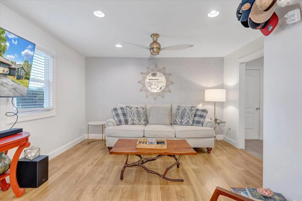 4515 Yellow Mountain RD - Photo 14