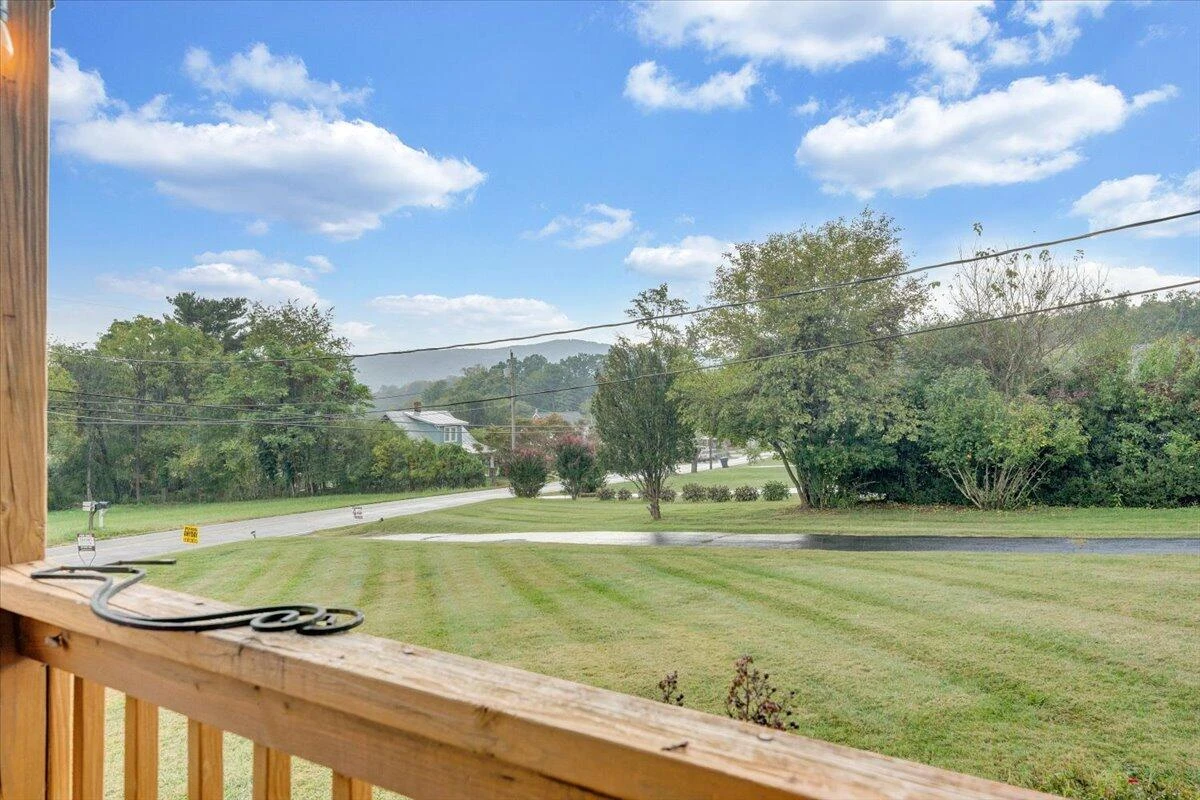 4515 Yellow Mountain RD - Photo 37