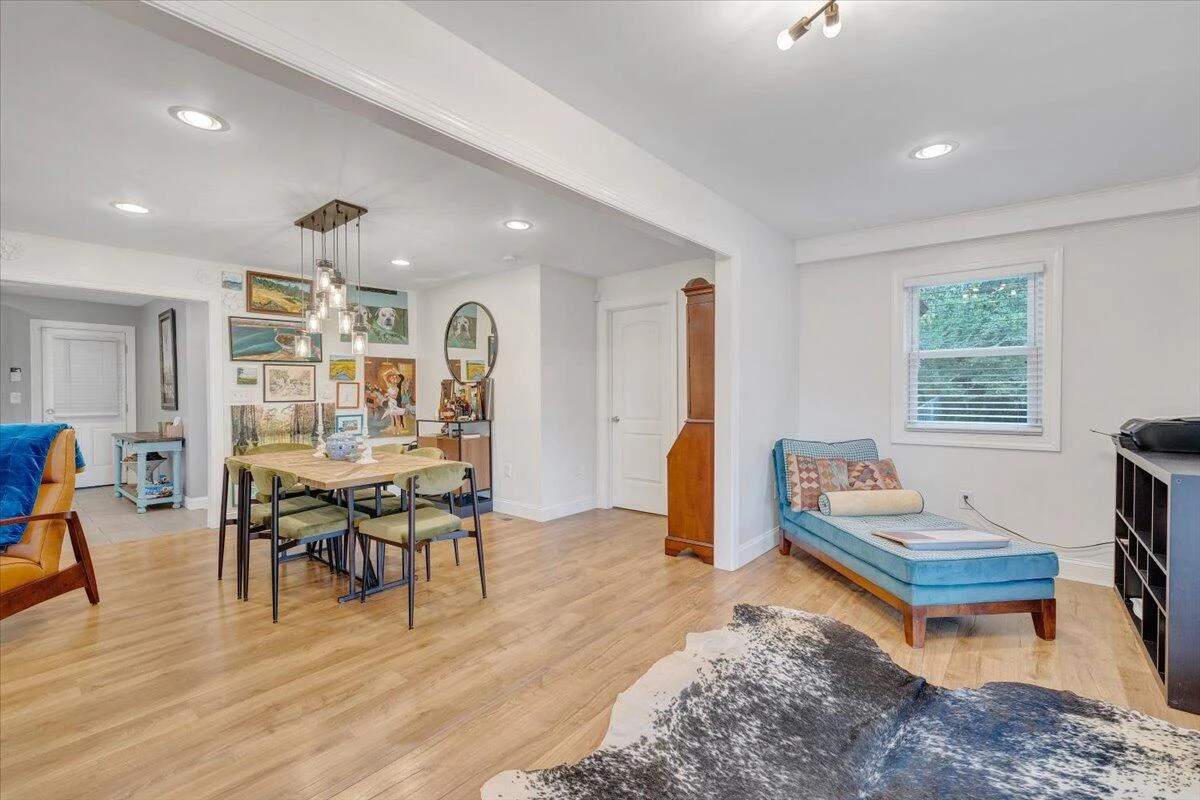 4515 Yellow Mountain RD - Photo 5
