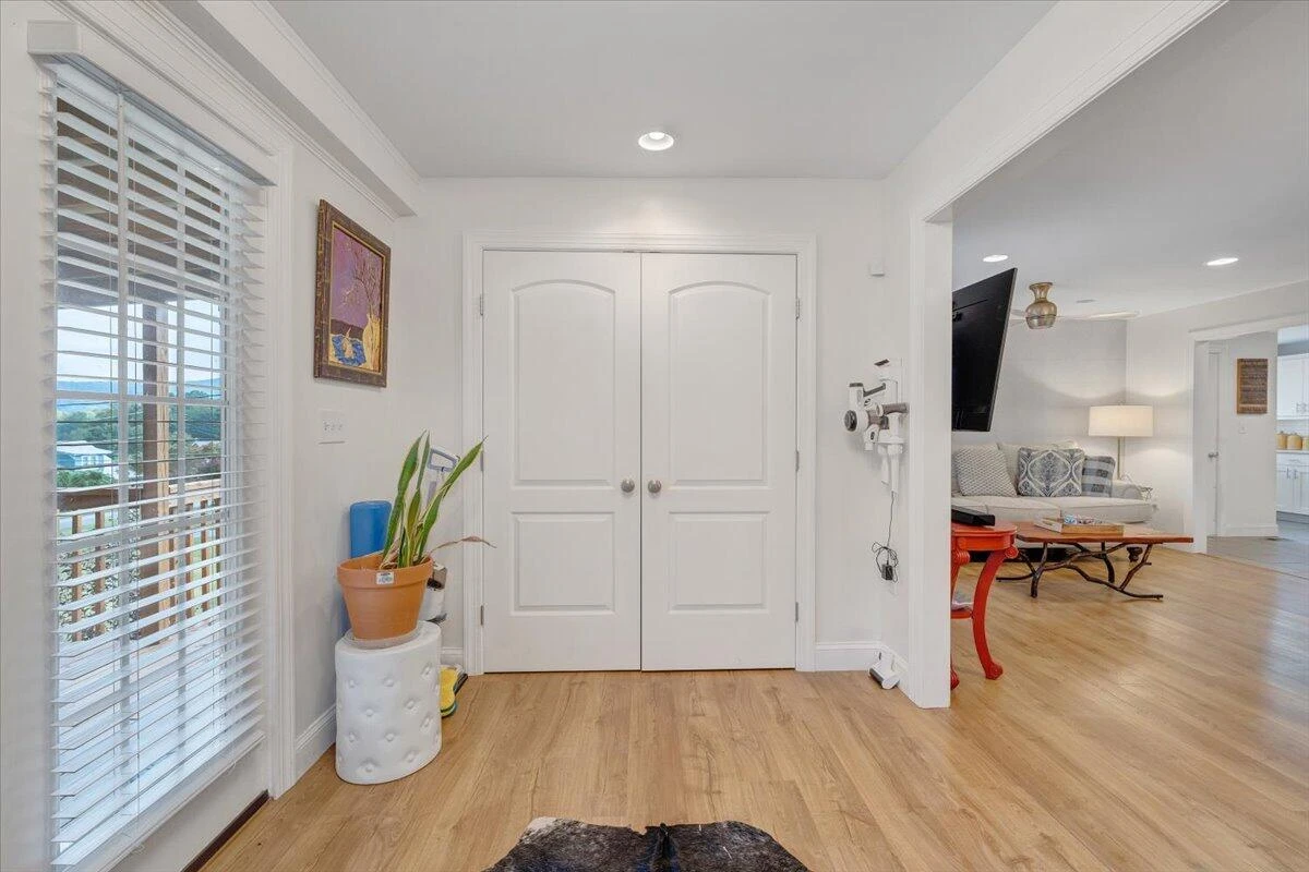 4515 Yellow Mountain RD - Photo 6