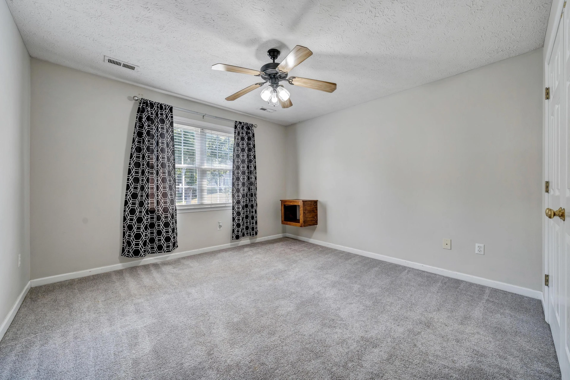 324 Smoketree LN - Photo 34