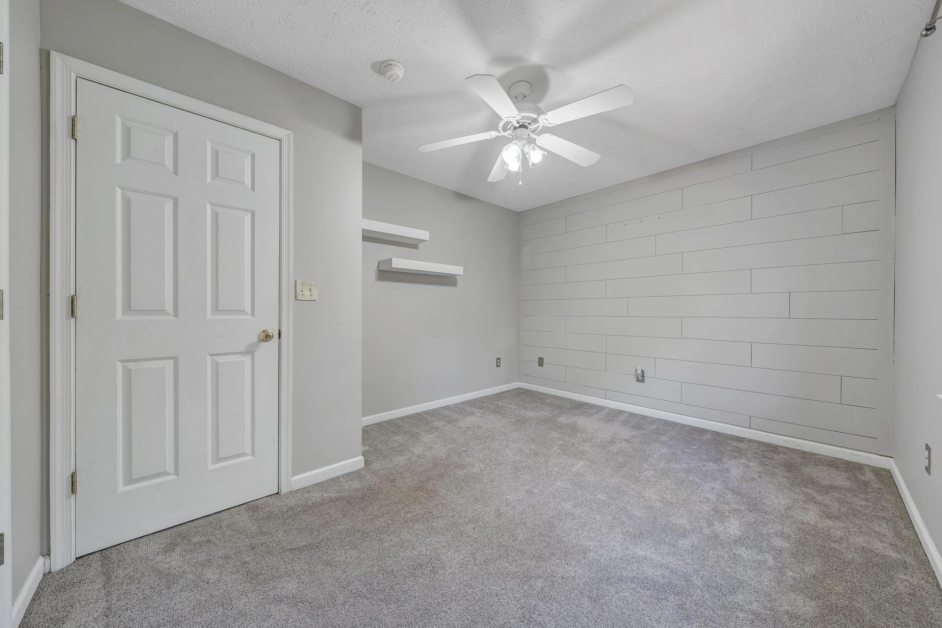324 Smoketree LN - Photo 35