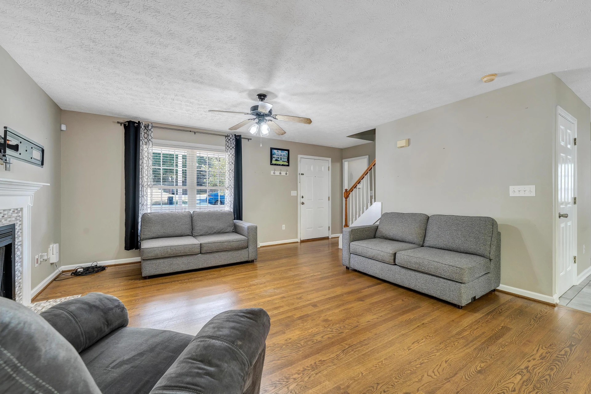 324 Smoketree LN - Photo 9