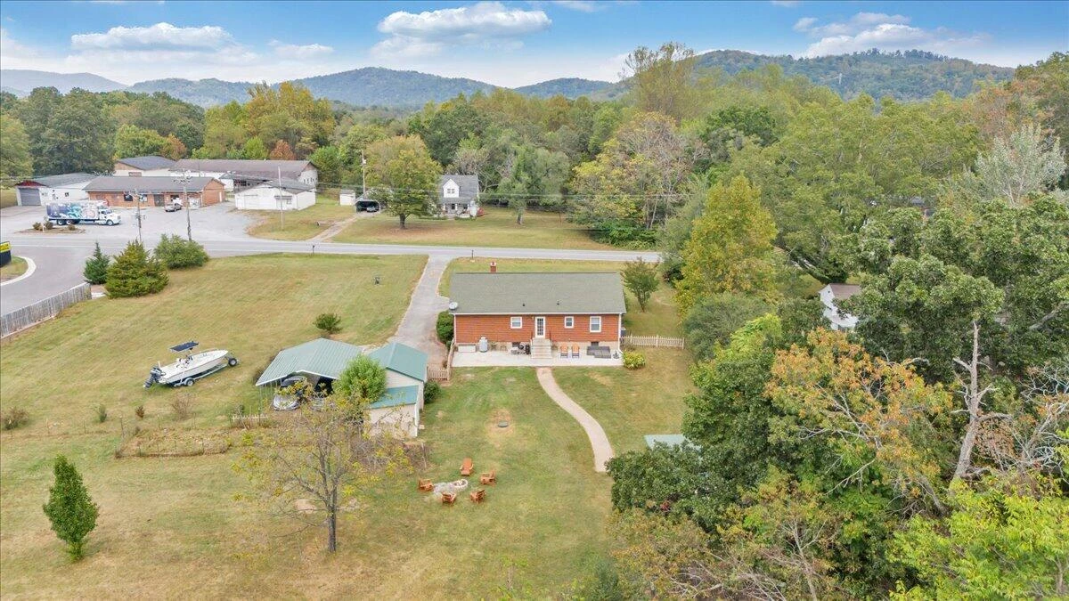 10590 Stewartsville RD - Photo 31