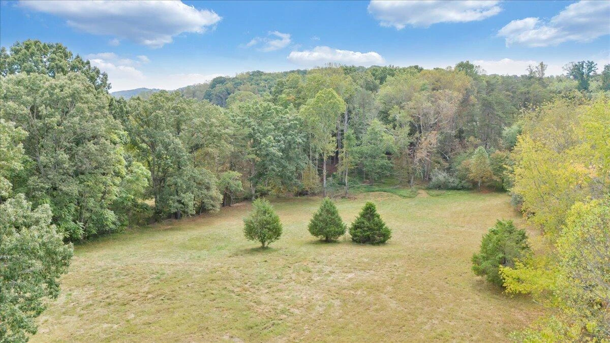10590 Stewartsville RD - Photo 33