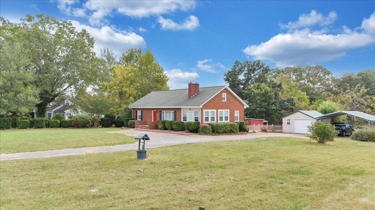 10590 Stewartsville RD - Photo 35