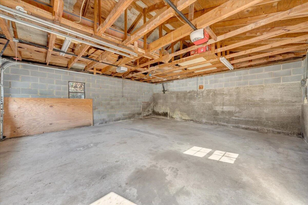 1494 W Riverside DR - Photo 28