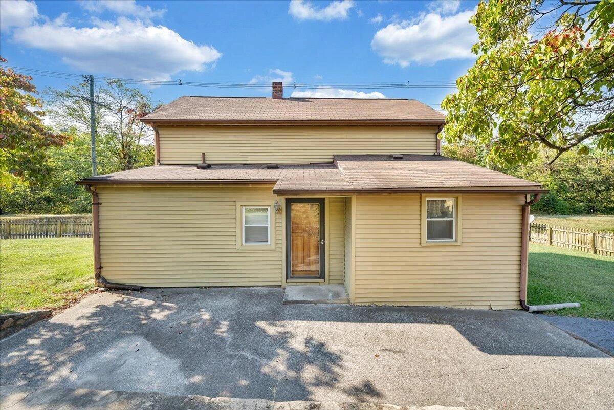 1494 W Riverside DR - Photo 36