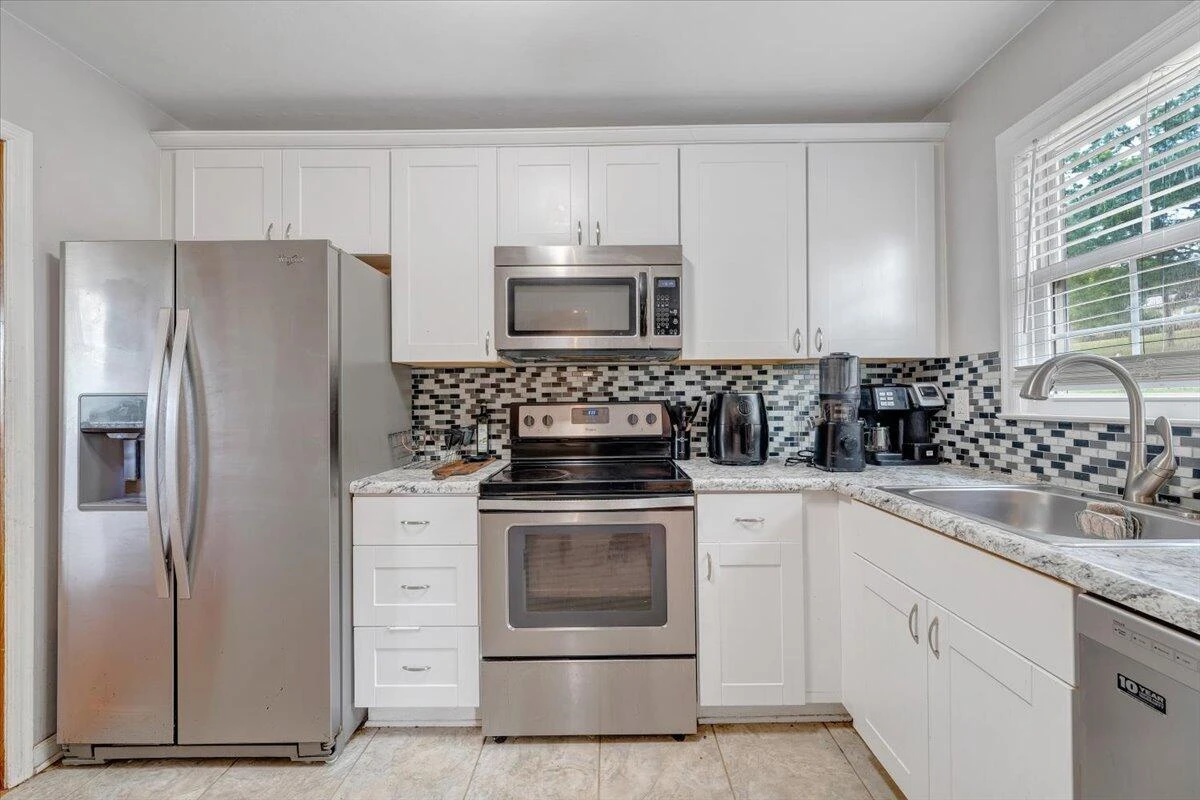 1043 Incline DR - Photo 14