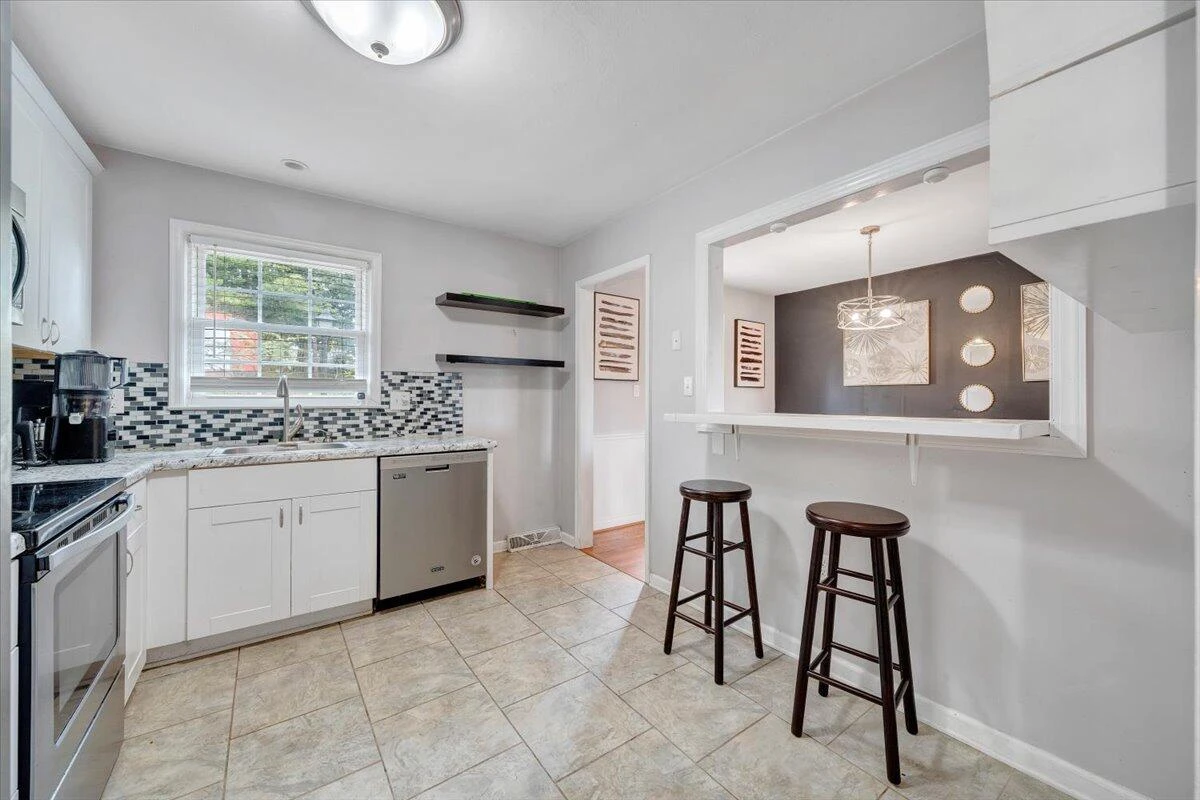 1043 Incline DR - Photo 16