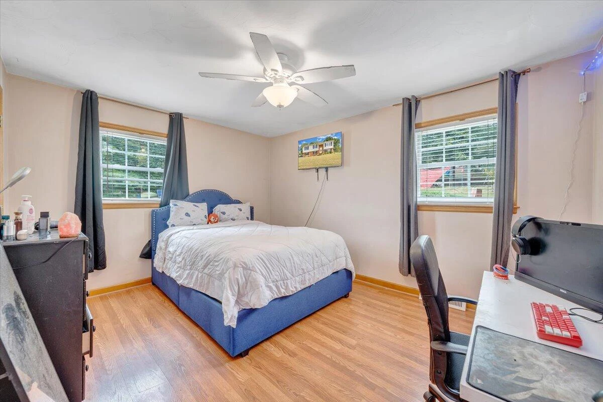1043 Incline DR - Photo 23