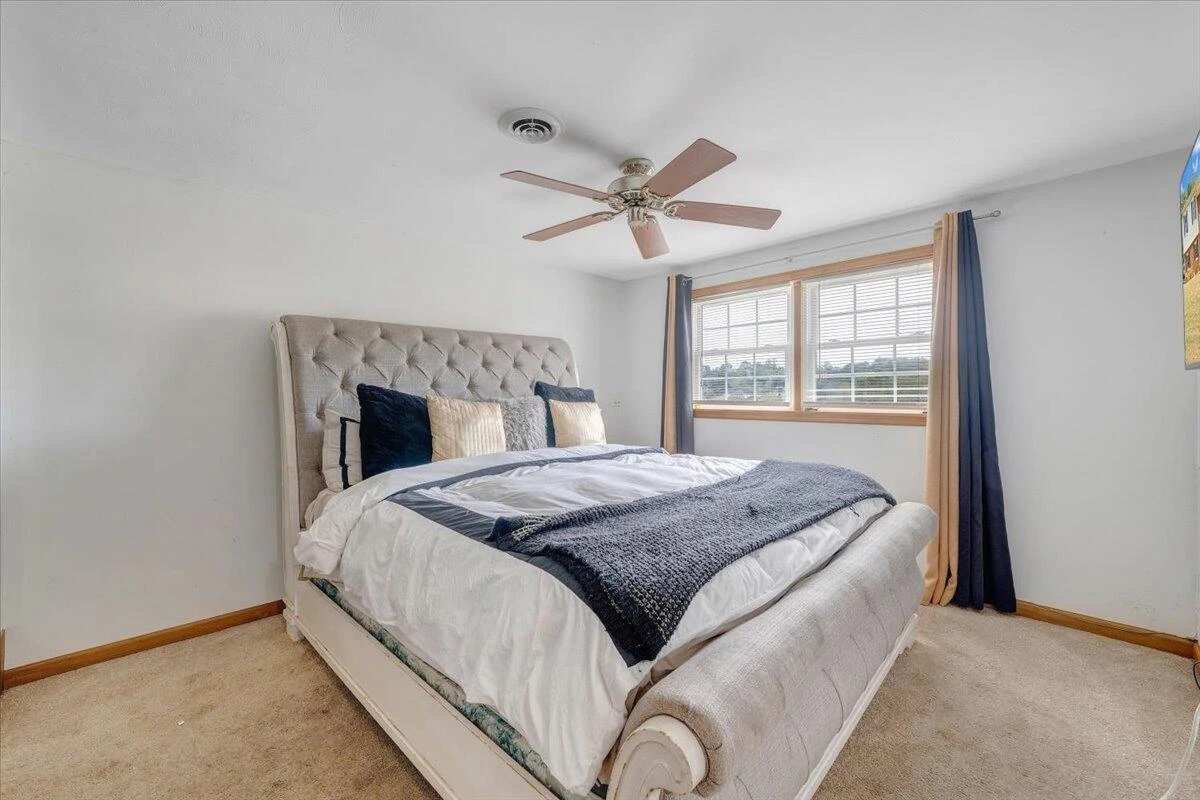 1043 Incline DR - Photo 30