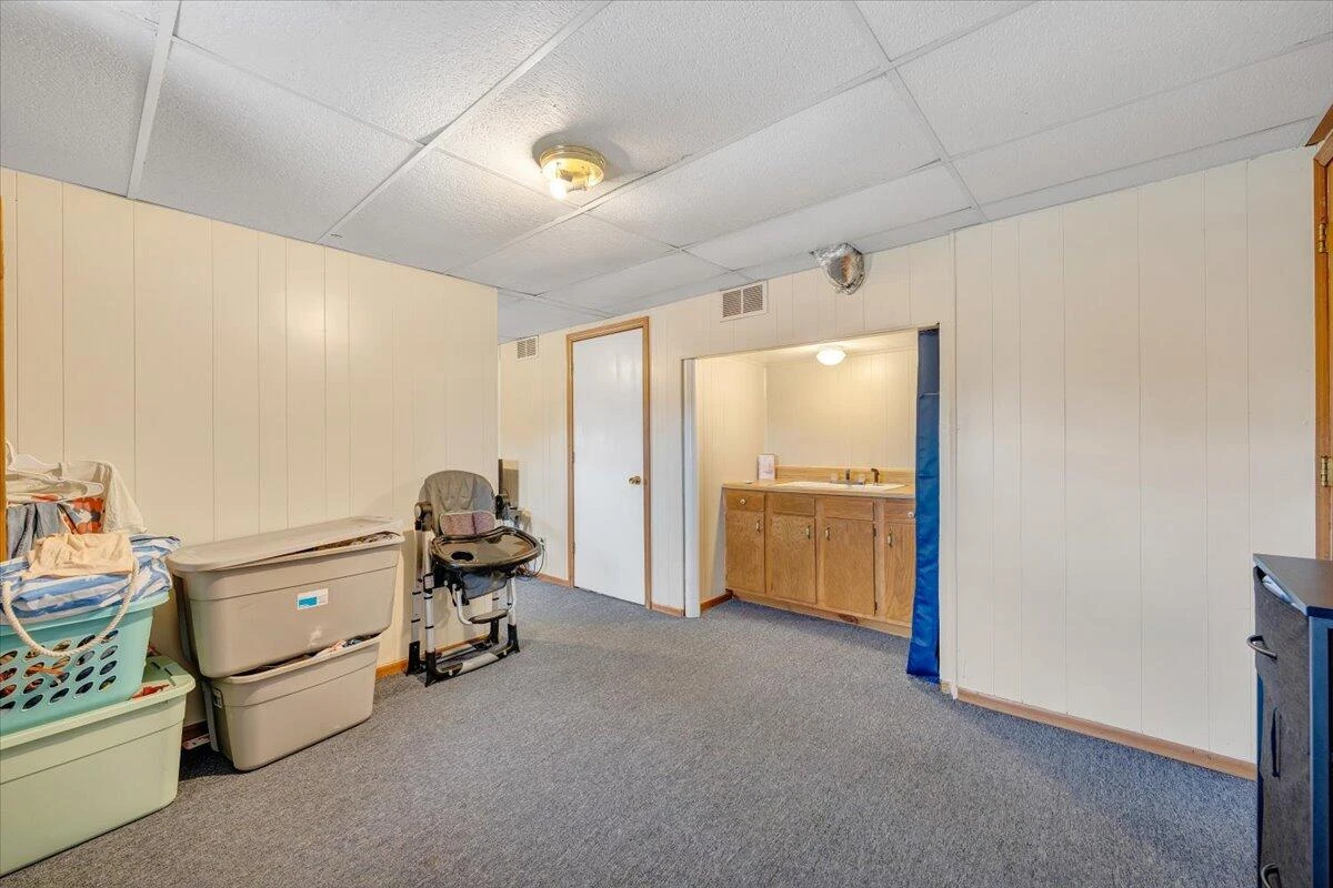 1043 Incline DR - Photo 36