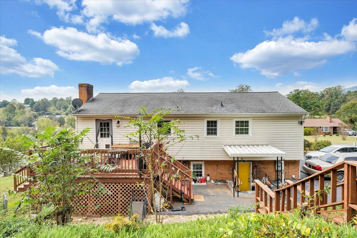 1043 Incline DR - Photo 49