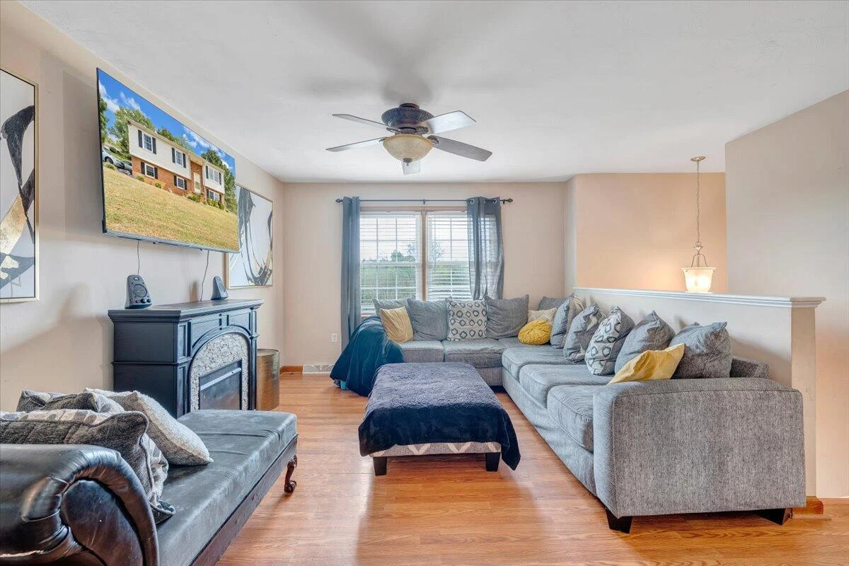 1043 Incline DR - Photo 5