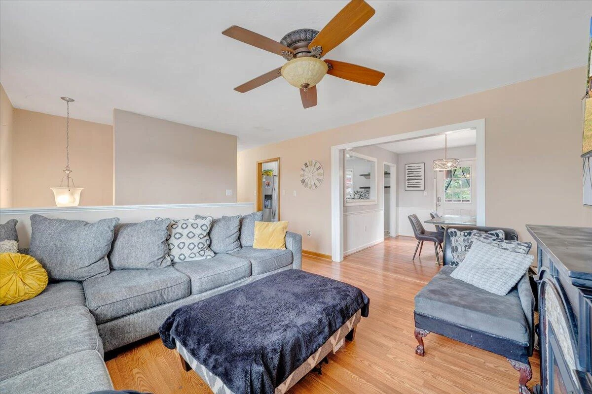 1043 Incline DR - Photo 6