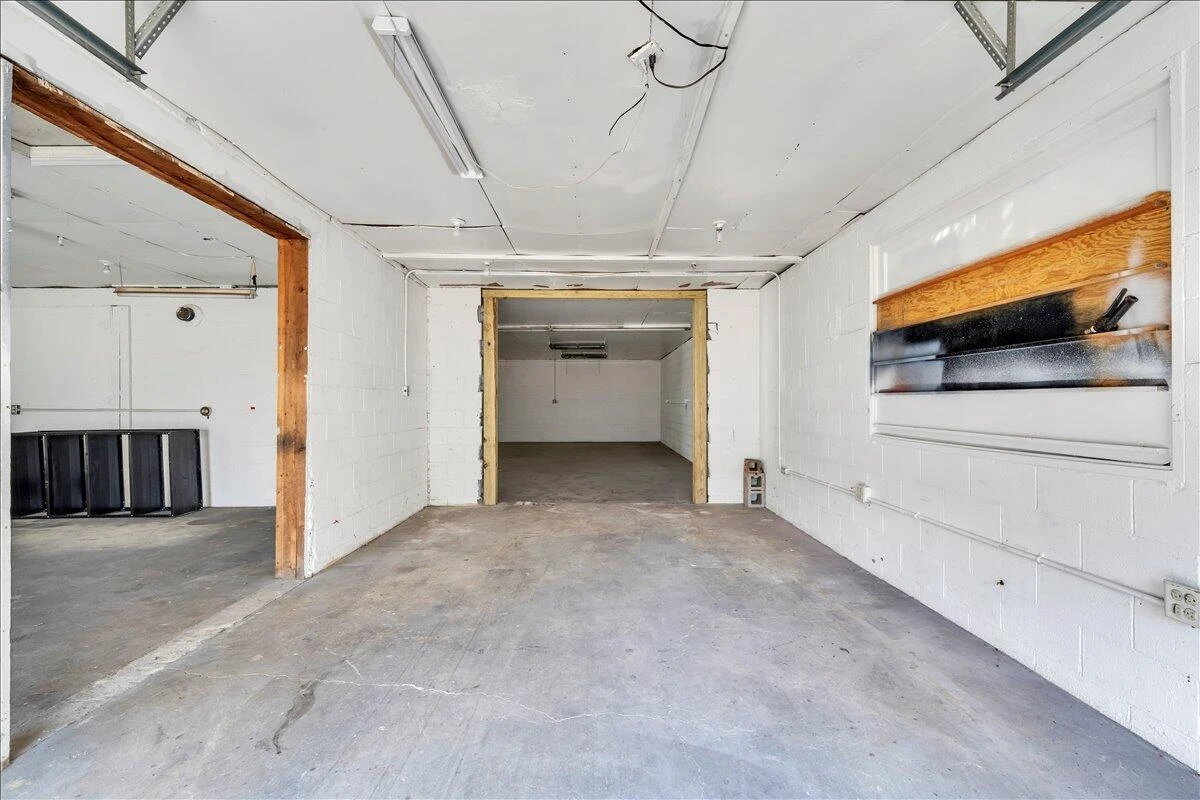 3121 Plantation RD NE - Photo 11