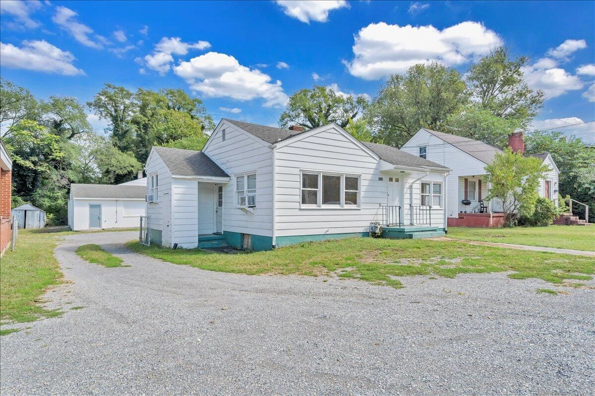 3121 Plantation RD NE - Photo 18