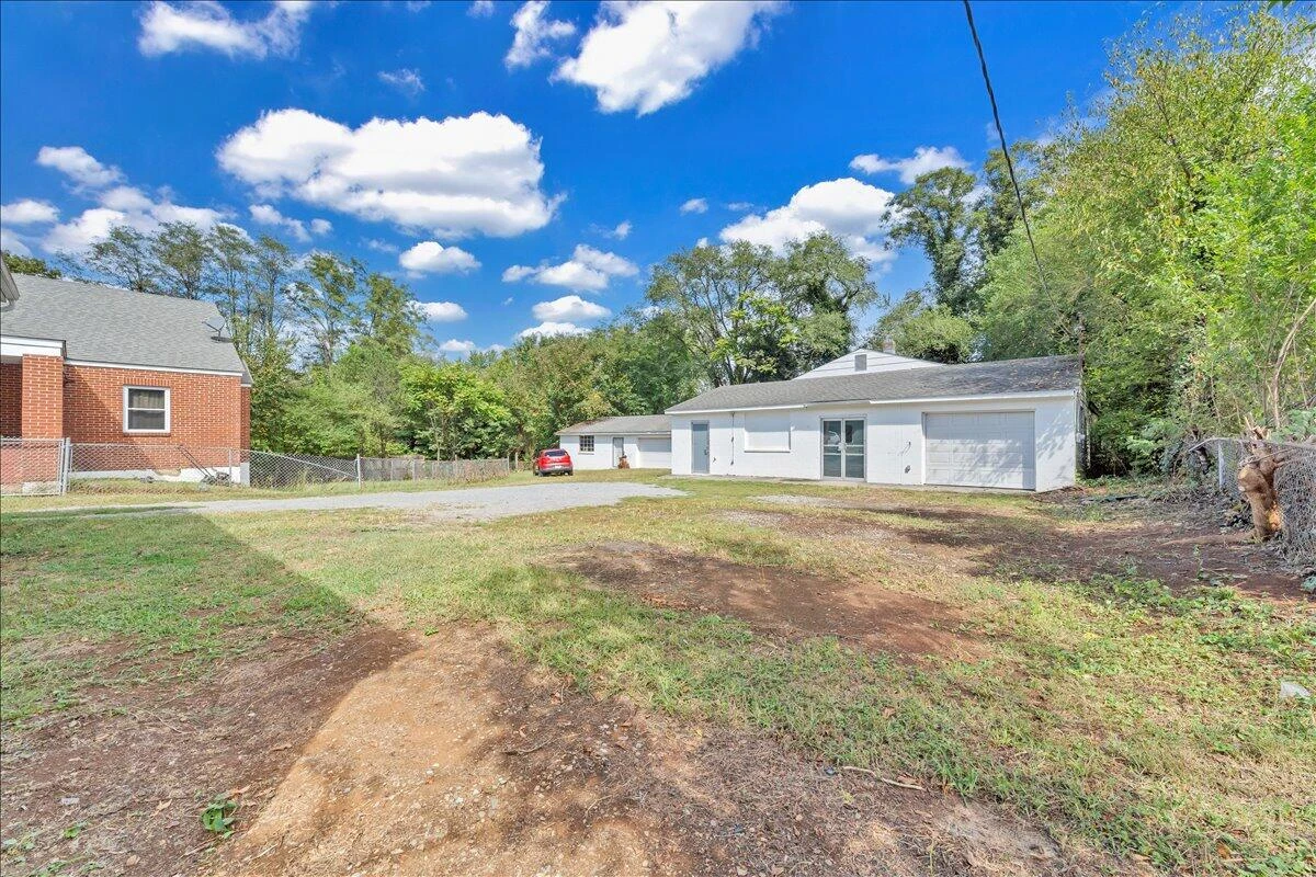 3121 Plantation RD NE - Photo 2