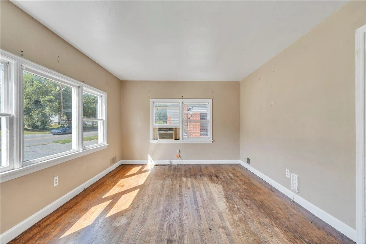 3121 Plantation RD NE - Photo 21