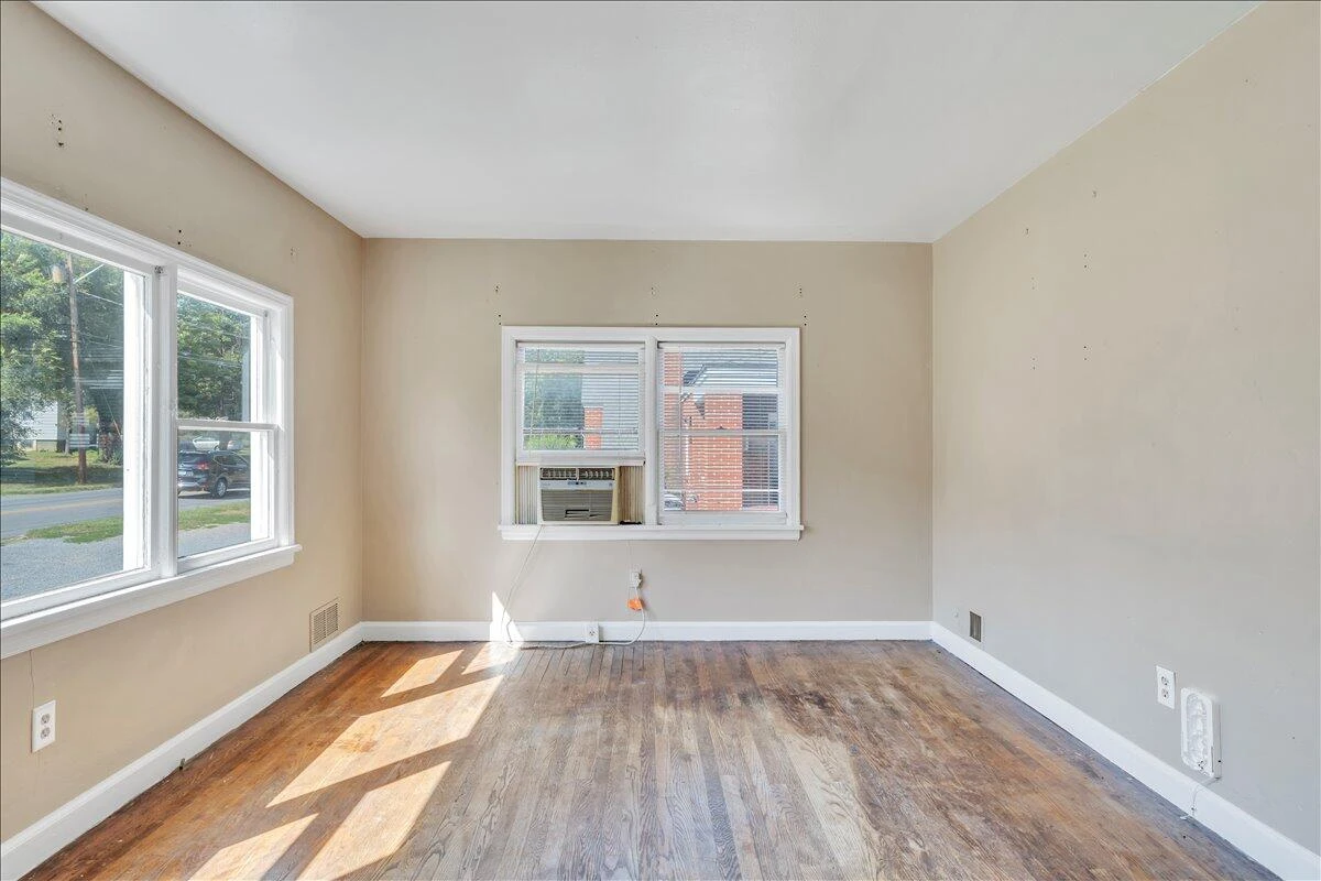 3121 Plantation RD NE - Photo 22