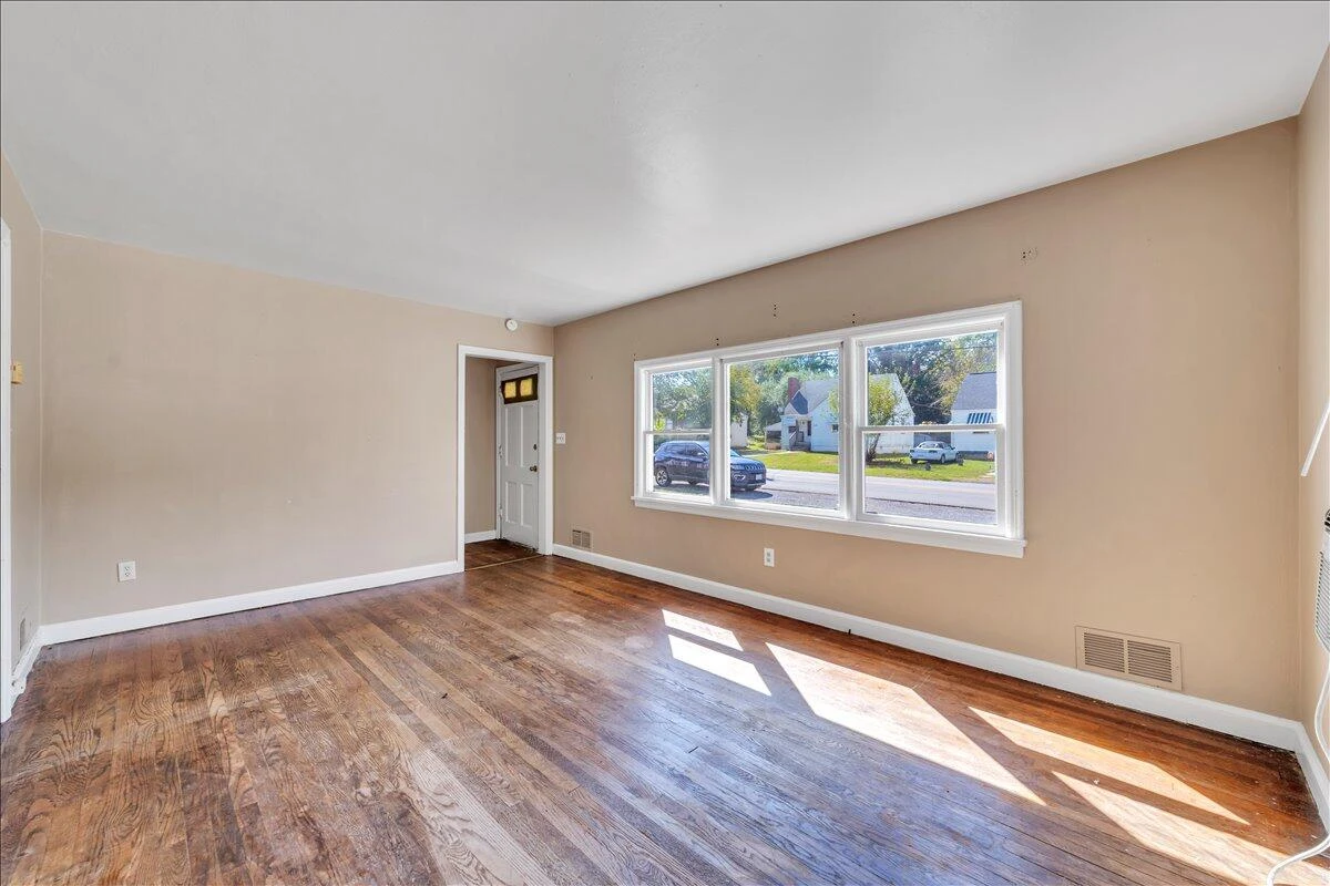 3121 Plantation RD NE - Photo 24
