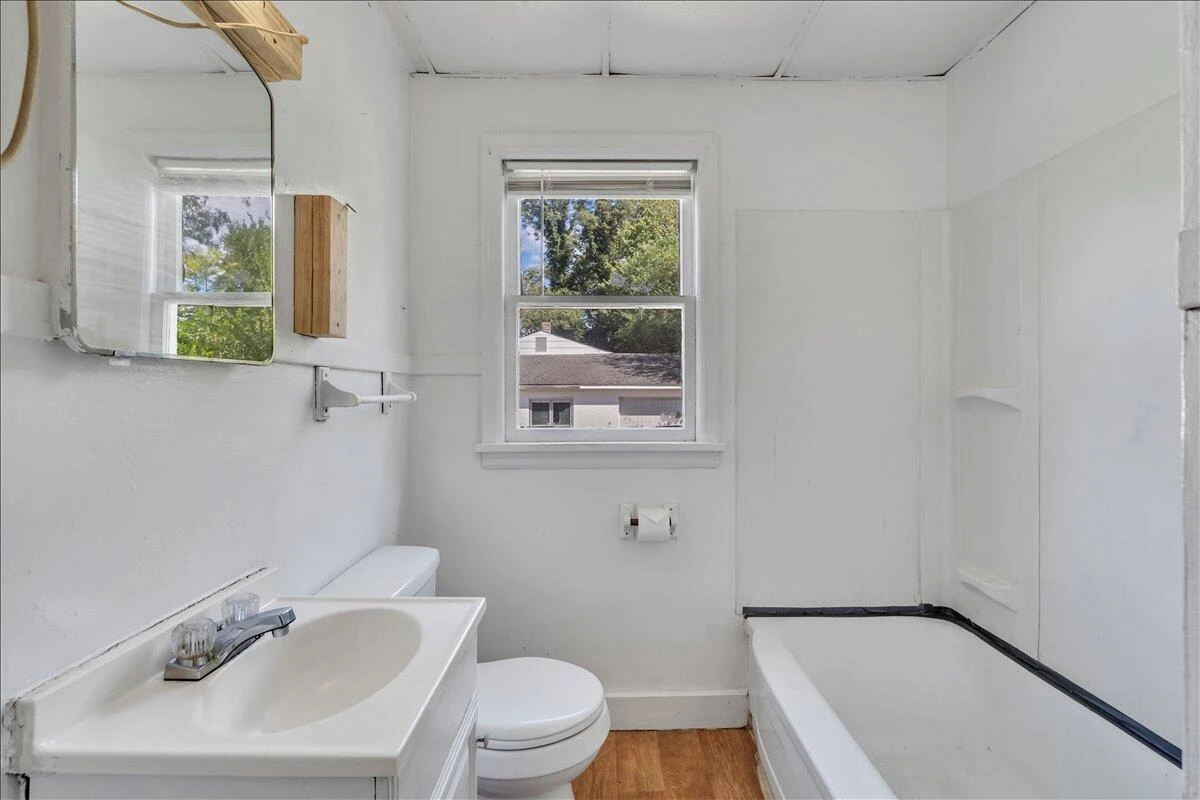 3121 Plantation RD NE - Photo 32