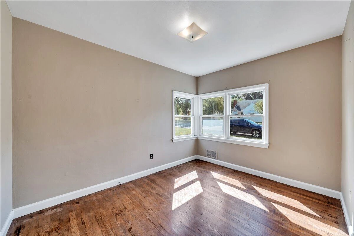 3121 Plantation RD NE - Photo 35