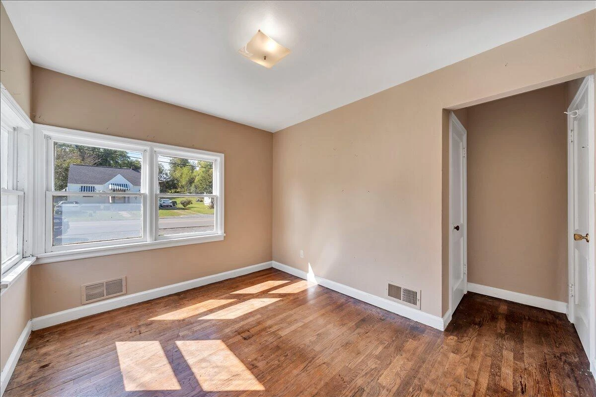 3121 Plantation RD NE - Photo 36