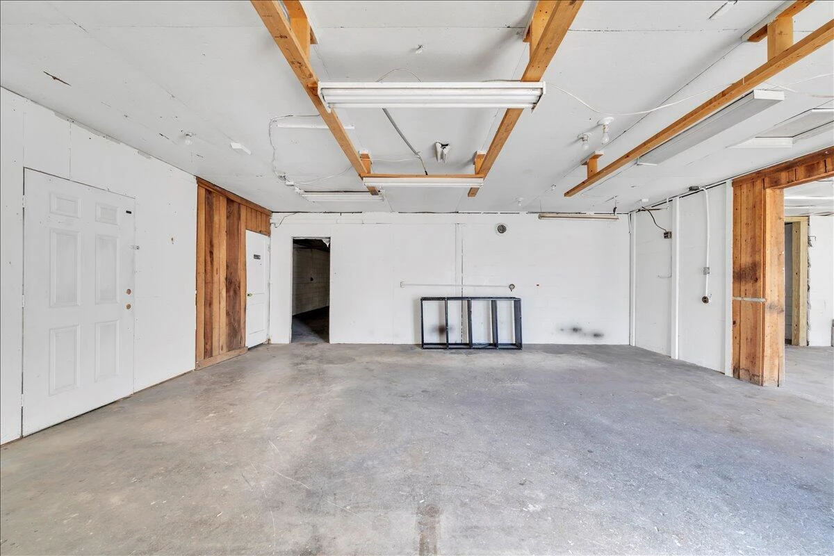 3121 Plantation RD NE - Photo 4
