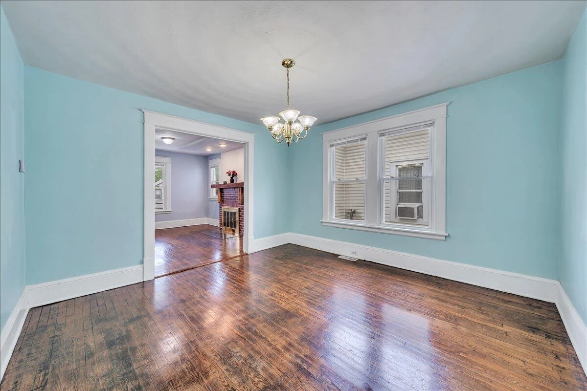 811 RUTHERFORD AVE NW - Photo 13