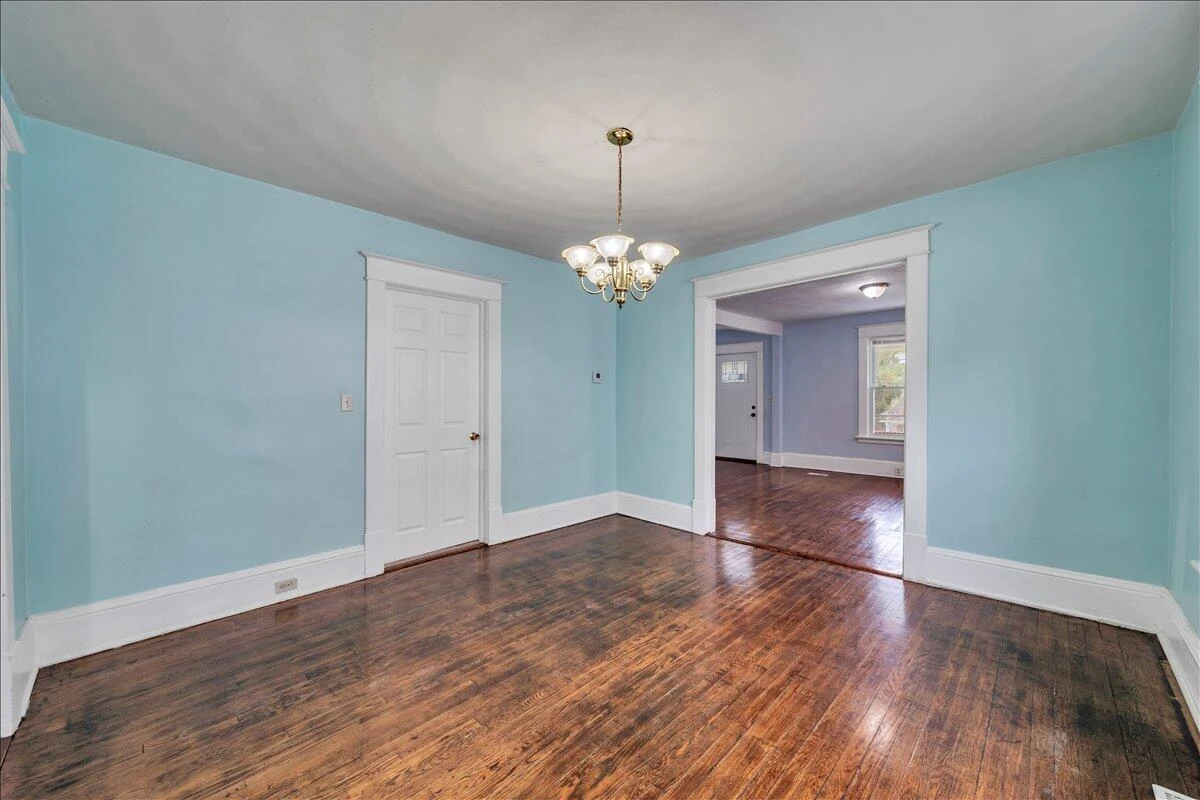 811 RUTHERFORD AVE NW - Photo 15