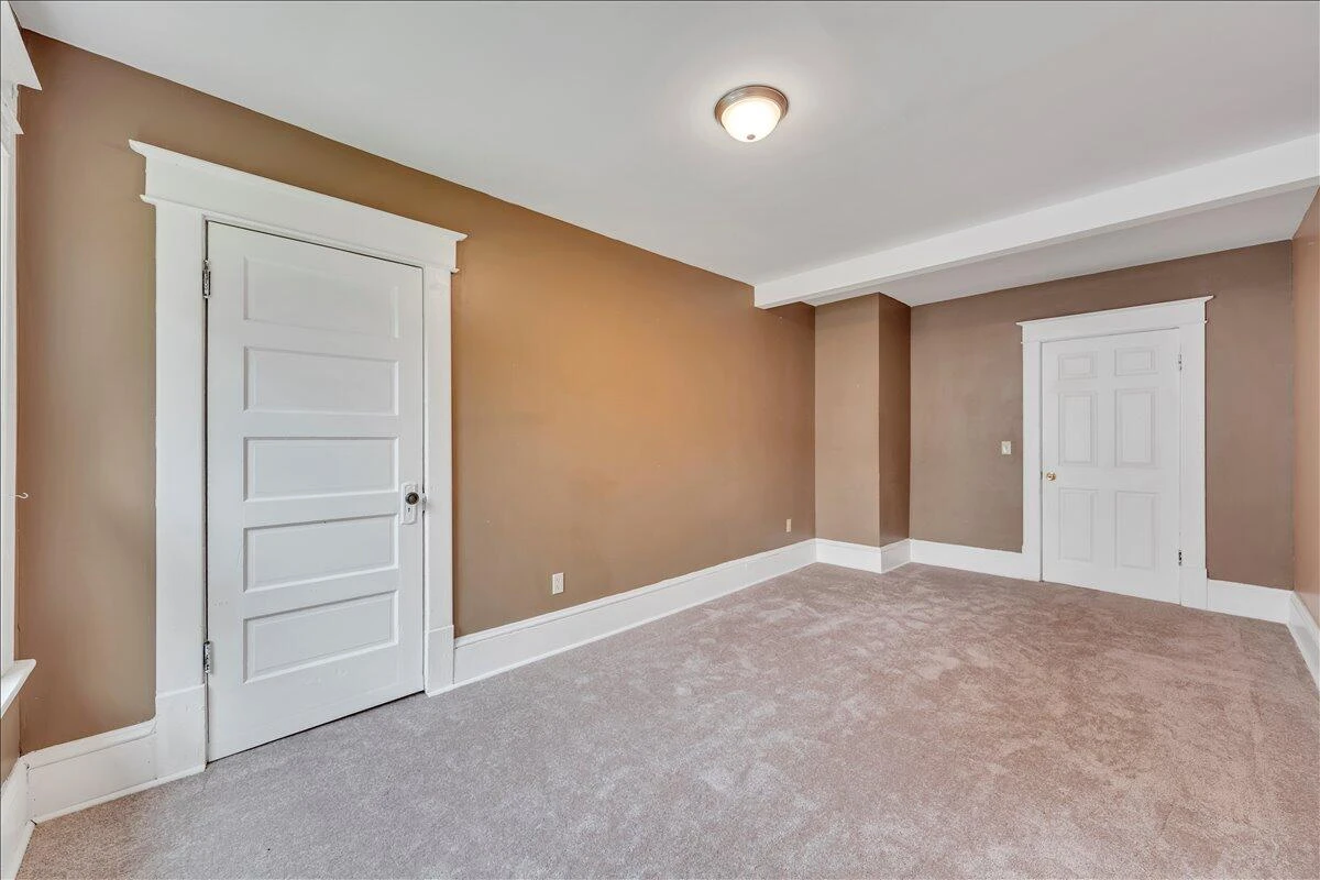 811 RUTHERFORD AVE NW - Photo 21