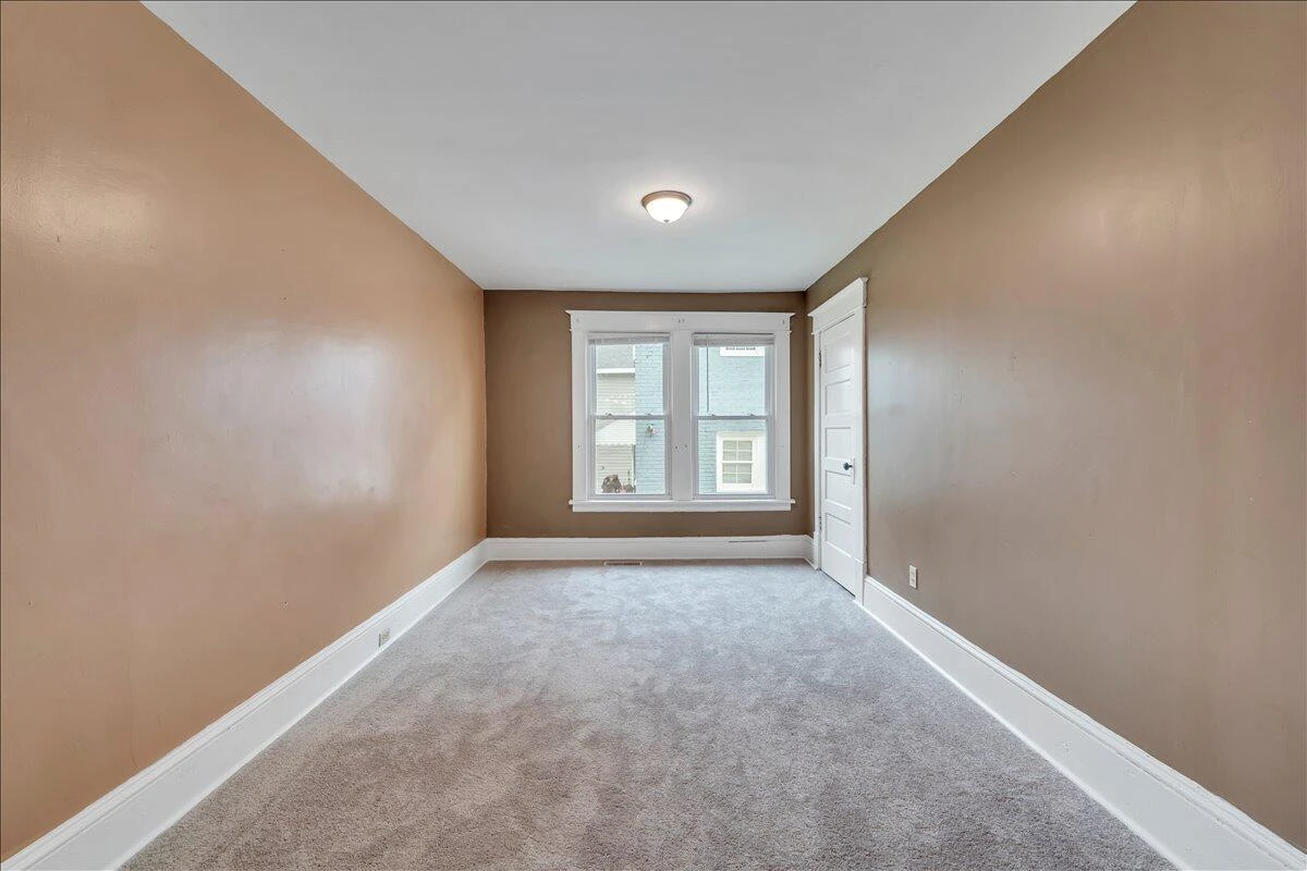 811 RUTHERFORD AVE NW - Photo 23