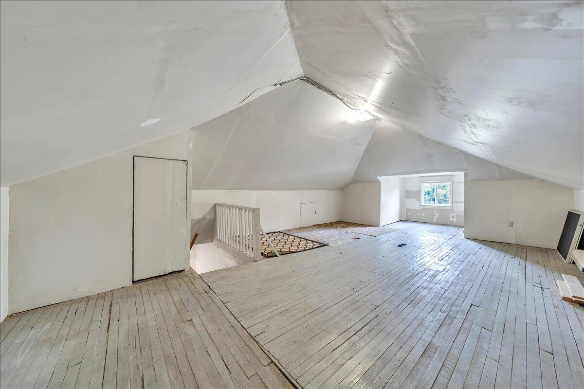 811 RUTHERFORD AVE NW - Photo 33