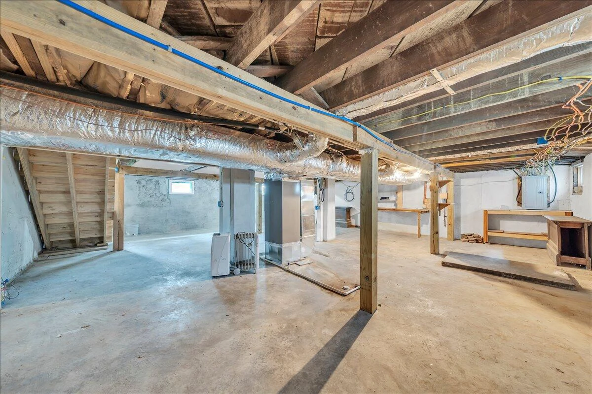 811 RUTHERFORD AVE NW - Photo 44