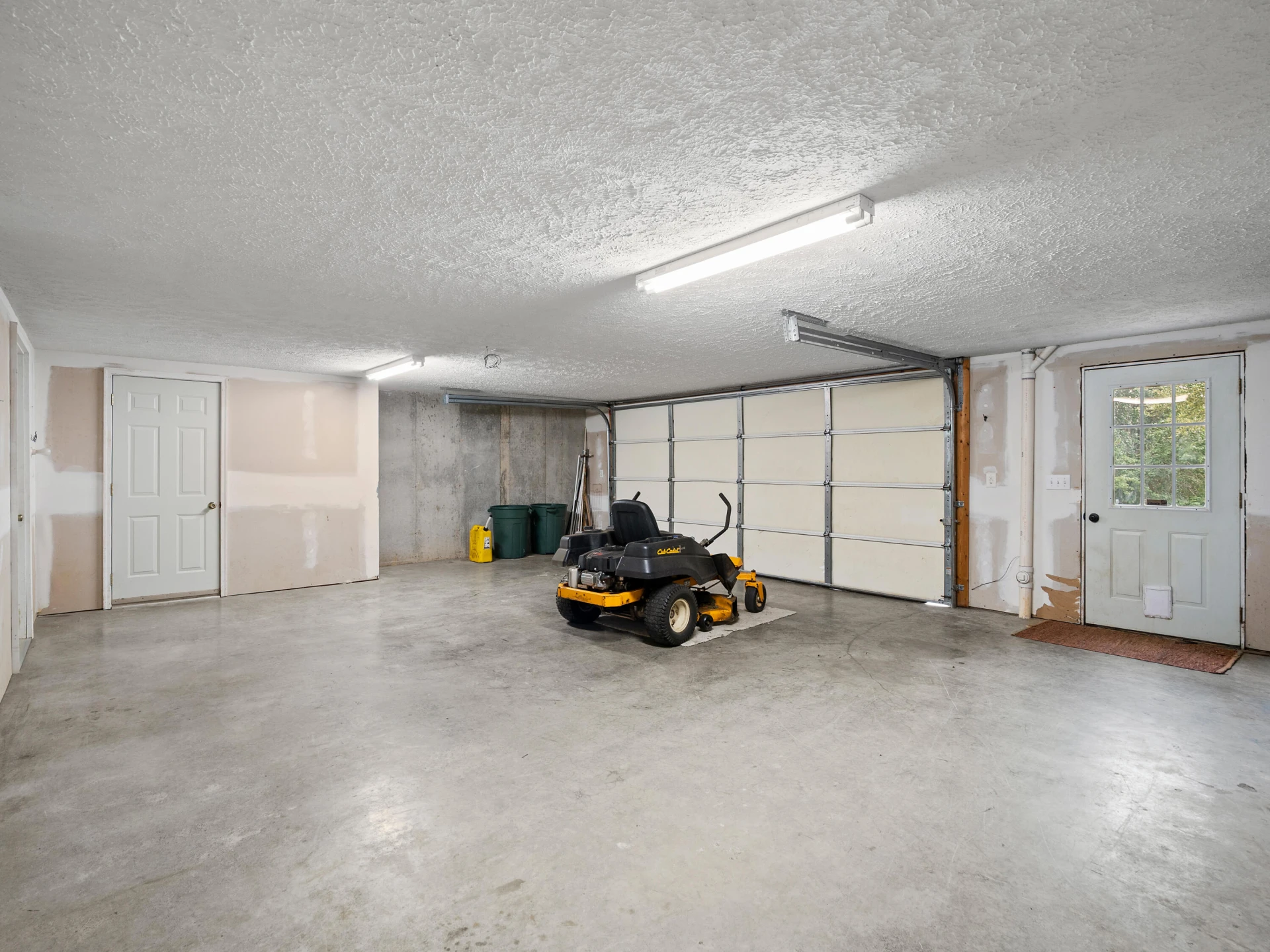 885 Whetstone RD - Photo 37
